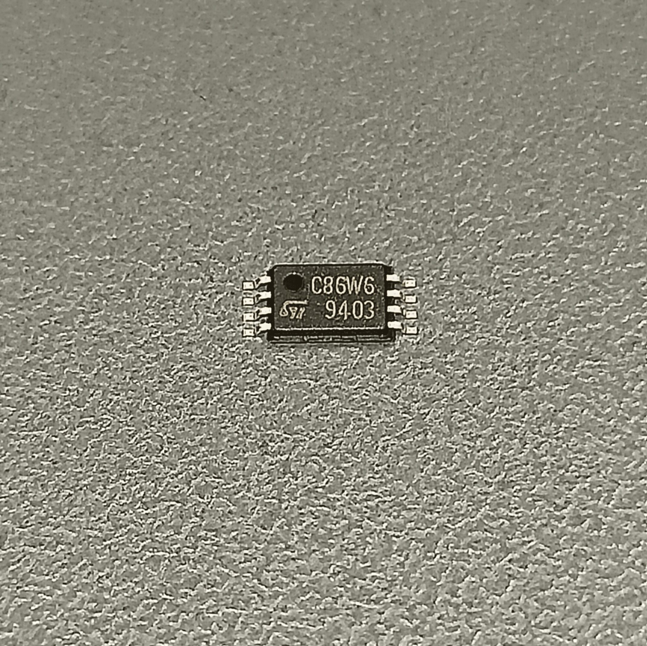 آی سی ایپرام 93C86 ایربگی - تصویر 2